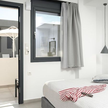 Cove Suites Nea Iraklitsa Exterior photo